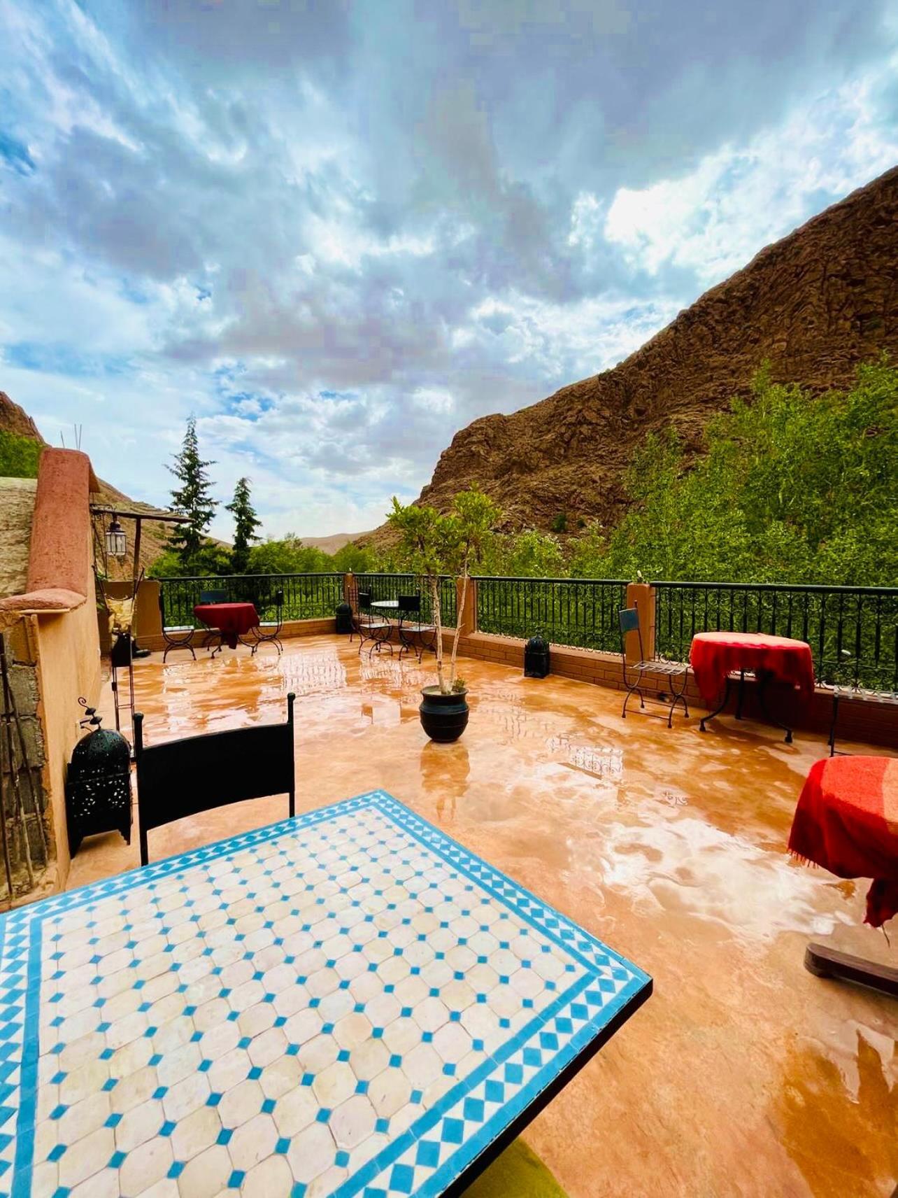 Auberge La Fibule Du Dades Ait Idair Exterior foto